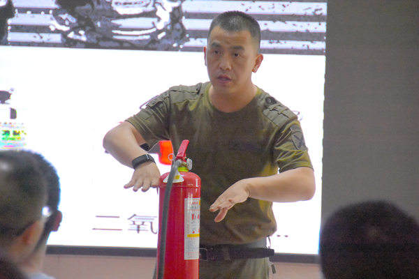 乐动手机版防雷开展消防培训学习