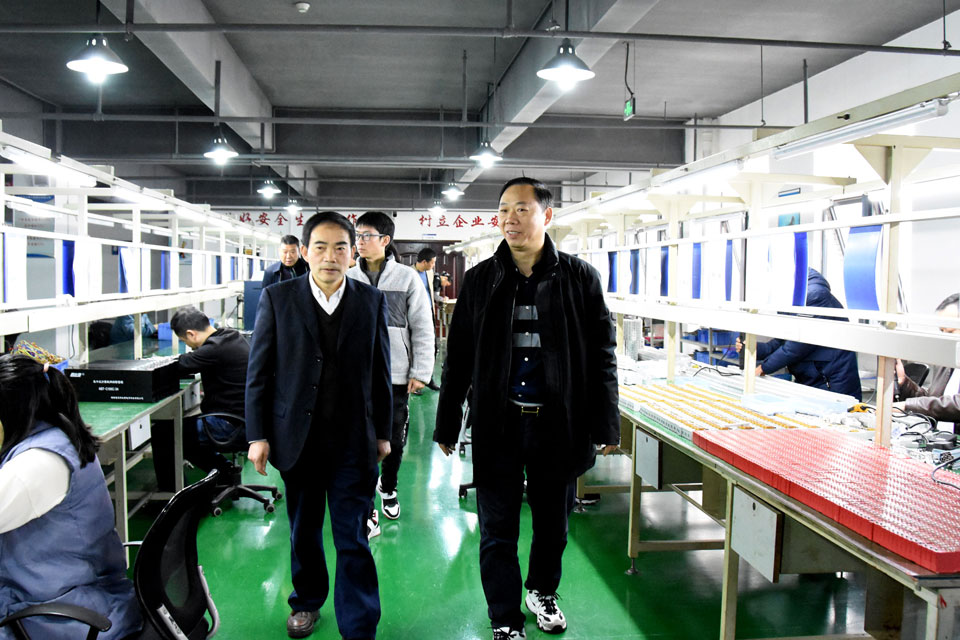 竹溪县政府领导调研乐动手机版